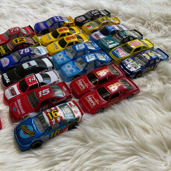 Mixed Lot of 26 1:64 Scale Stock Cars - Picture 6 of 7